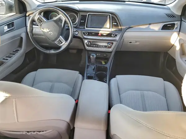 KMHE24L39JA078460 2018 HYUNDAI SONATA - Image 8
