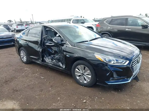 KMHE24L39JA083660 2018 HYUNDAI SONATA