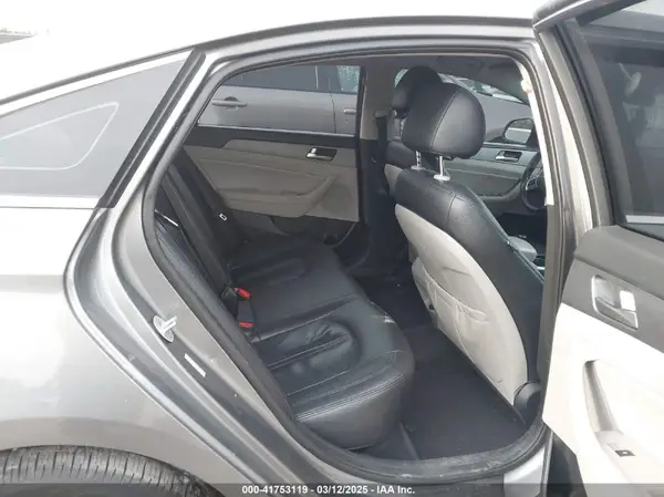 KMHE24L39JA087305 2018 HYUNDAI SONATA - Image 8