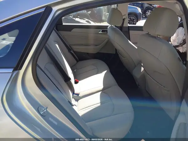 KMHE24L39KA091775 2019 HYUNDAI SONATA - Image 8