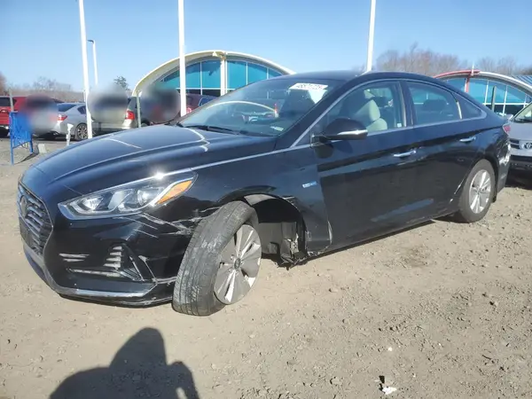 KMHE24L39KA091873 2019 HYUNDAI SONATA - Image 1