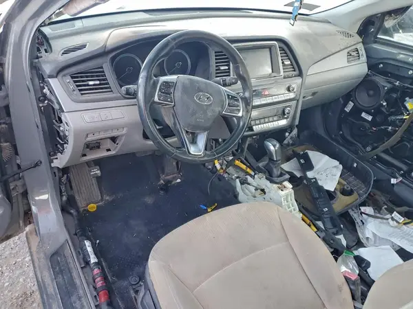 KMHE24L39KA093980 2019 HYUNDAI SONATA - Image 8