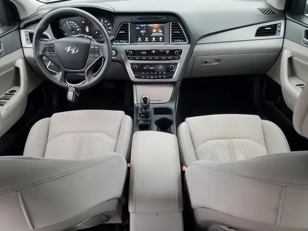 KMHE24L3XHA061306 2017 HYUNDAI SONATA - Image 8