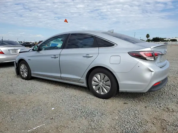 KMHE24L3XHA065145 2017 HYUNDAI SONATA - Image 2
