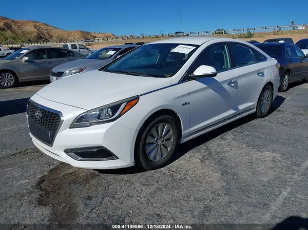 KMHE24L3XHA066666 2017 HYUNDAI SONATA - Image 2