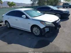 KMHE24L3XHA068918 2017 HYUNDAI SONATA