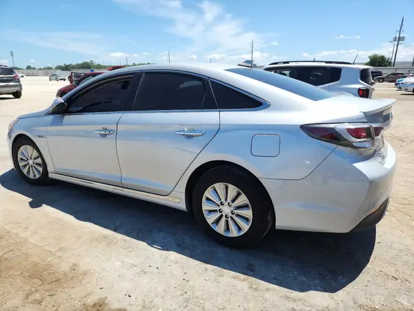 KMHE24L3XHA072158 2017 HYUNDAI SONATA - Image 2