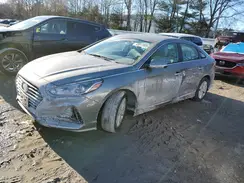 KMHE24L3XJA078631 2018 HYUNDAI SONATA