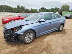 KMHE24L3XJA079892 2018 HYUNDAI SONATA