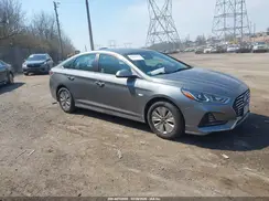 KMHE24L3XJA082520 2018 HYUNDAI SONATA