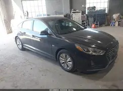 KMHE24L3XJA083358 2018 HYUNDAI SONATA