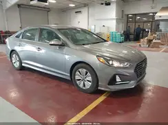 KMHE24L3XJA086826 2018 HYUNDAI SONATA