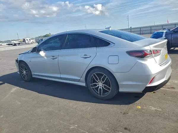 KMHE24L3XKA088853 2019 HYUNDAI SONATA - Image 2