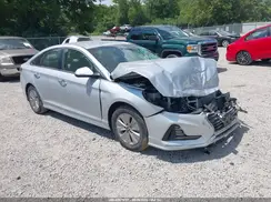 KMHE24L3XKA089324 2019 HYUNDAI SONATA