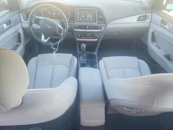 KMHE24L3XKA091199 2019 HYUNDAI SONATA - Image 8