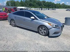 KMHE34L10GA008611 2016 HYUNDAI SONATA