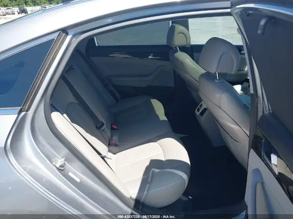KMHE34L10GA008611 2016 HYUNDAI SONATA - Image 8