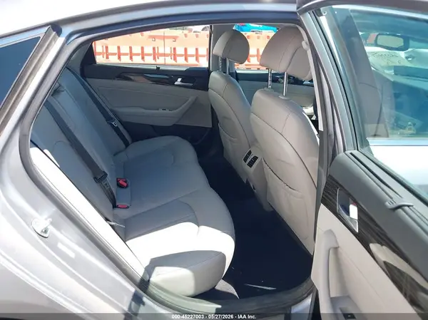 KMHE34L10GA008690 2016 HYUNDAI SONATA - Image 8
