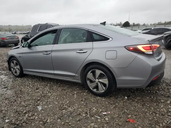 KMHE34L10GA009015 2016 HYUNDAI SONATA - Image 2