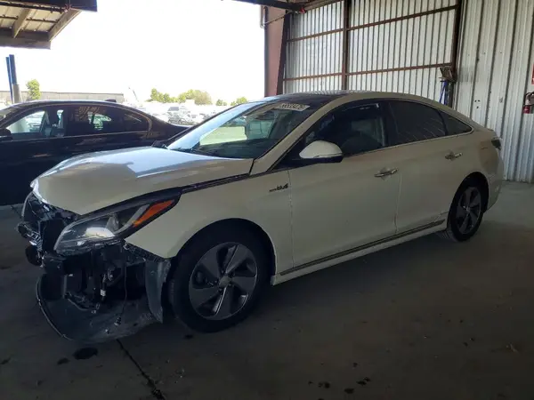 KMHE34L10GA012447 2016 HYUNDAI SONATA - Image 1