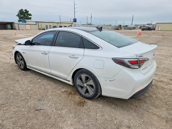 KMHE34L10GA018037 2016 HYUNDAI SONATA - Image 2