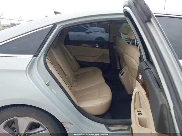 KMHE34L10GA018085 2016 HYUNDAI SONATA - Image 8