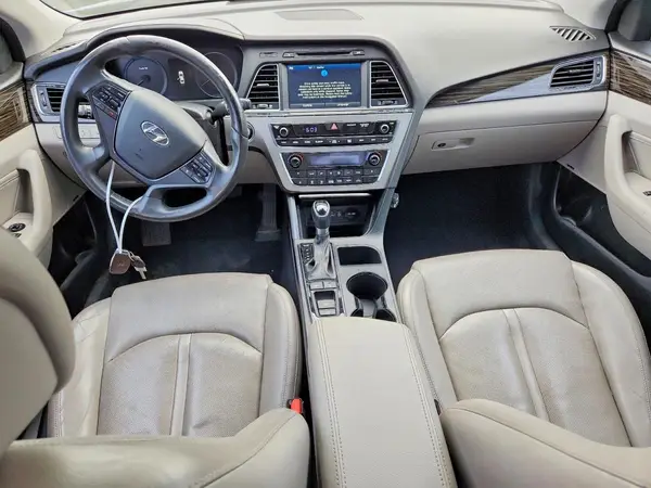KMHE34L10GA018846 2016 HYUNDAI SONATA - Image 8