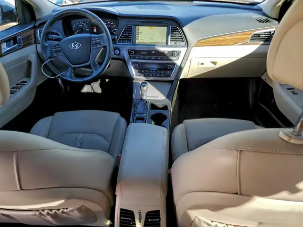 KMHE34L10GA020600 2016 HYUNDAI SONATA - Image 8