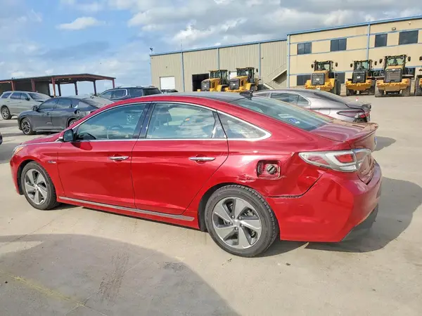 KMHE34L10GA025845 2016 HYUNDAI SONATA - Image 2