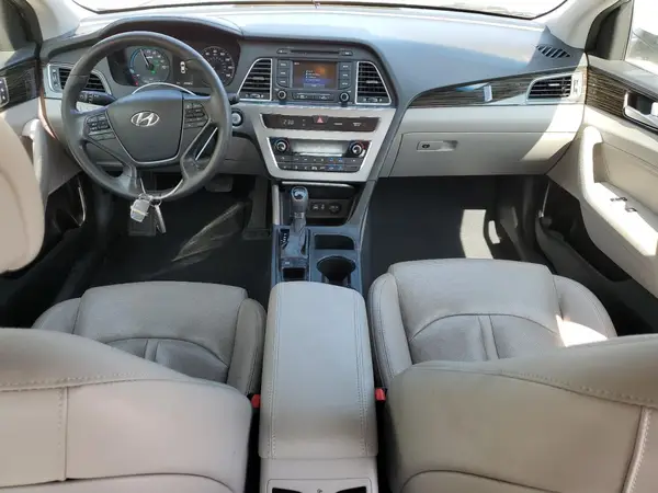 KMHE34L10GA026705 2016 HYUNDAI SONATA - Image 8
