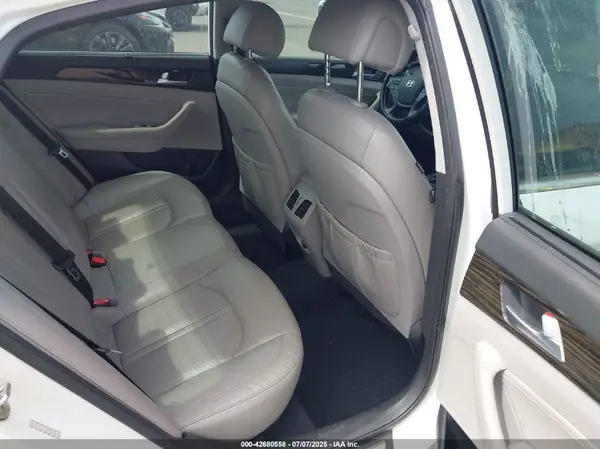 KMHE34L10GA030401 2016 HYUNDAI SONATA - Image 8