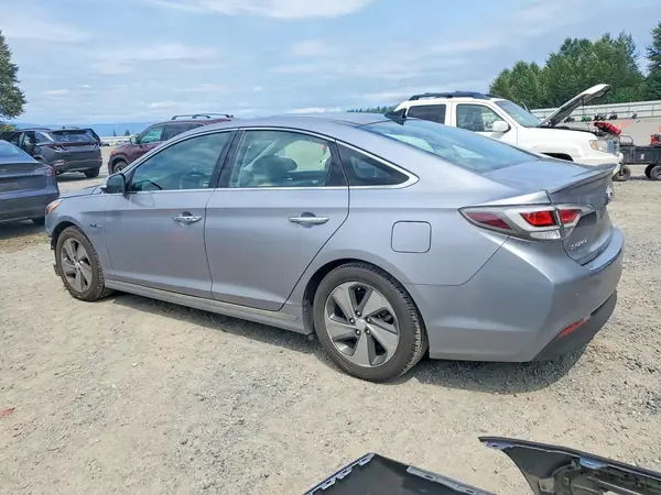KMHE34L10GA033606 2016 HYUNDAI SONATA - Image 2