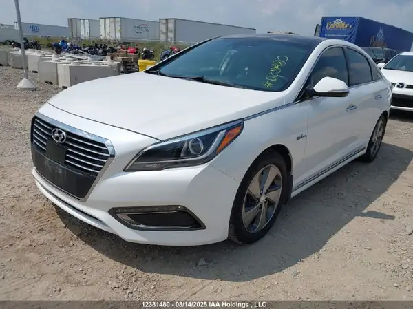 KMHE34L10HA048334 2017 HYUNDAI SONATA - Image 2