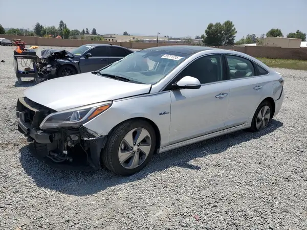 KMHE34L10HA050861 2017 HYUNDAI SONATA - Image 1