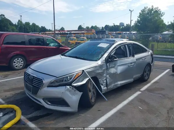 KMHE34L10HA051217 2017 HYUNDAI SONATA - Image 2