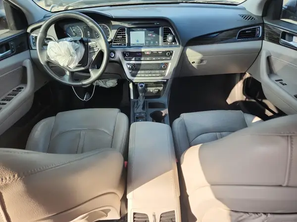 KMHE34L10HA059379 2017 HYUNDAI SONATA - Image 8