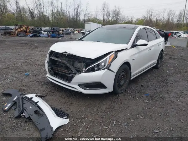 KMHE34L10HA060502 2017 HYUNDAI SONATA - Image 2