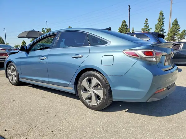 KMHE34L11GA009752 2016 HYUNDAI SONATA - Image 2