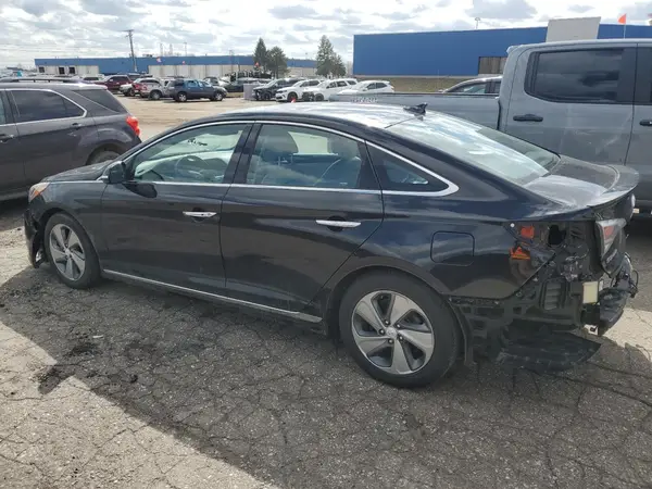 KMHE34L11GA017902 2016 HYUNDAI SONATA - Image 2
