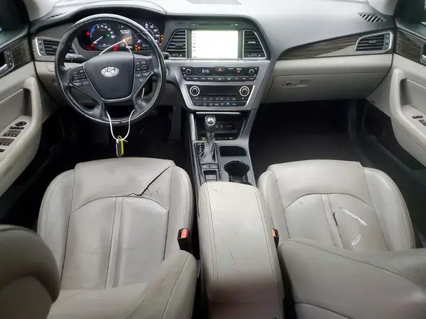 KMHE34L11GA028821 2016 HYUNDAI SONATA - Image 8