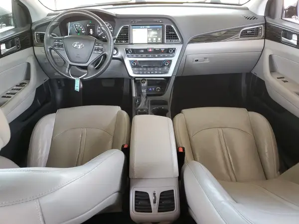 KMHE34L11GA034831 2016 HYUNDAI SONATA - Image 8