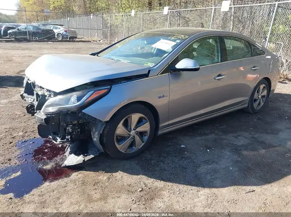 KMHE34L11HA044583 2017 HYUNDAI SONATA - Image 2