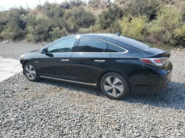 KMHE34L11HA045958 2017 HYUNDAI SONATA - Image 2