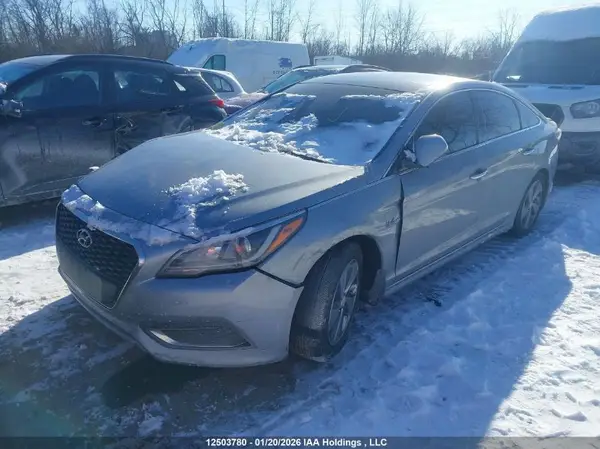 KMHE34L12GA008075 2016 HYUNDAI SONATA - Image 2
