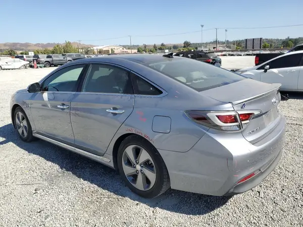 KMHE34L12GA010229 2016 HYUNDAI SONATA - Image 2