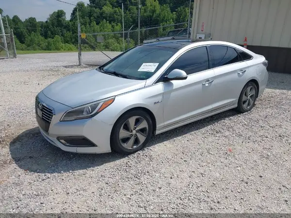 KMHE34L12GA017181 2016 HYUNDAI SONATA - Image 2