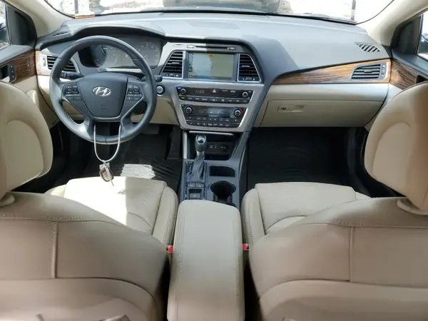 KMHE34L12GA021876 2016 HYUNDAI SONATA - Image 8