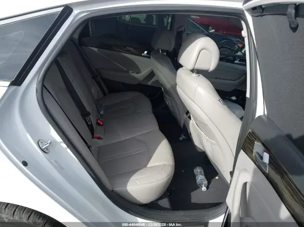 KMHE34L12GA025751 2016 HYUNDAI SONATA - Image 8
