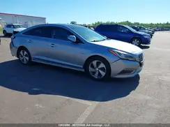 KMHE34L12HA049002 2017 HYUNDAI SONATA