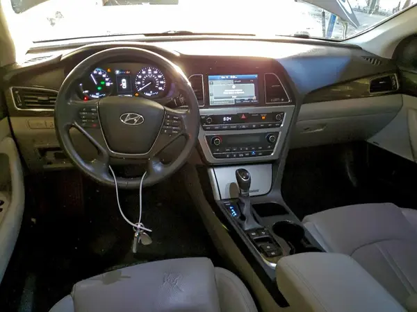 KMHE34L12HA051235 2017 HYUNDAI SONATA - Image 8